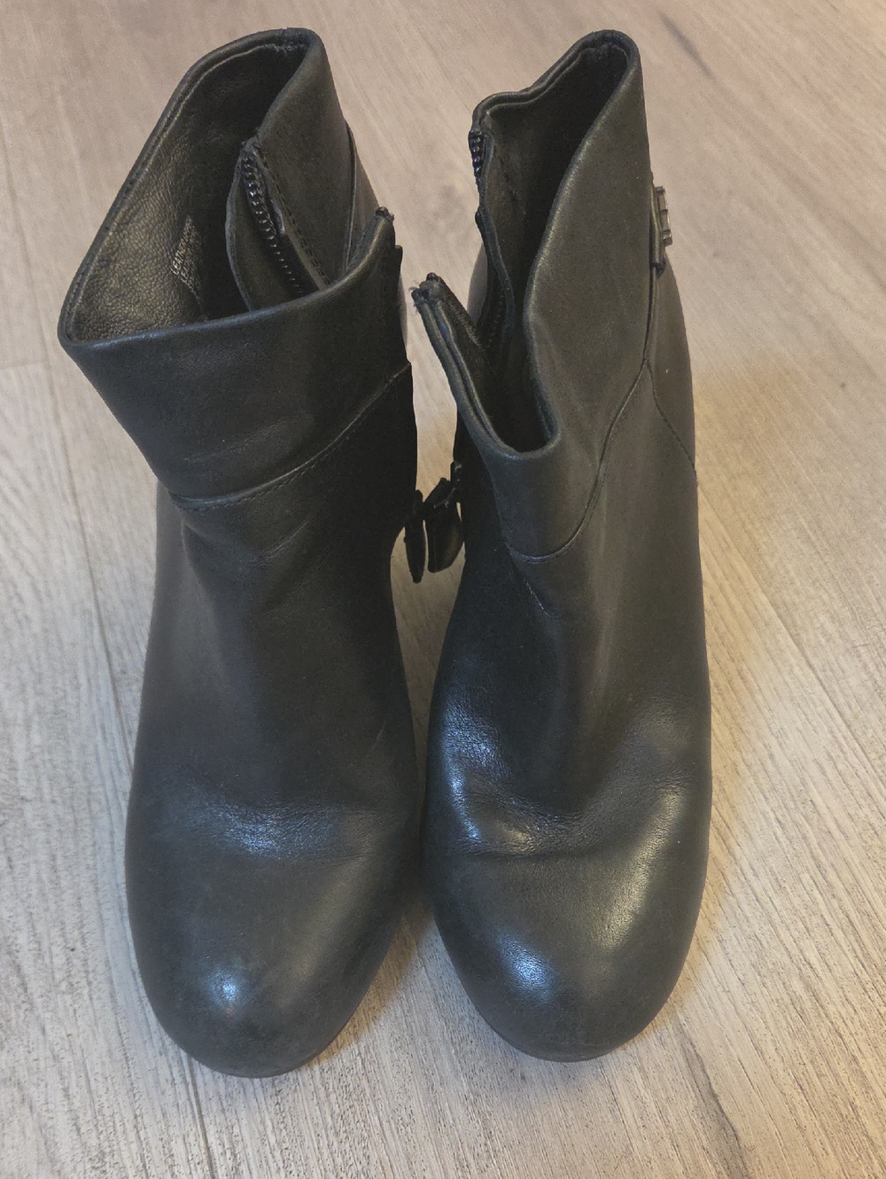 Tory Burch Black Leather Ankle Booties with Side Buckle